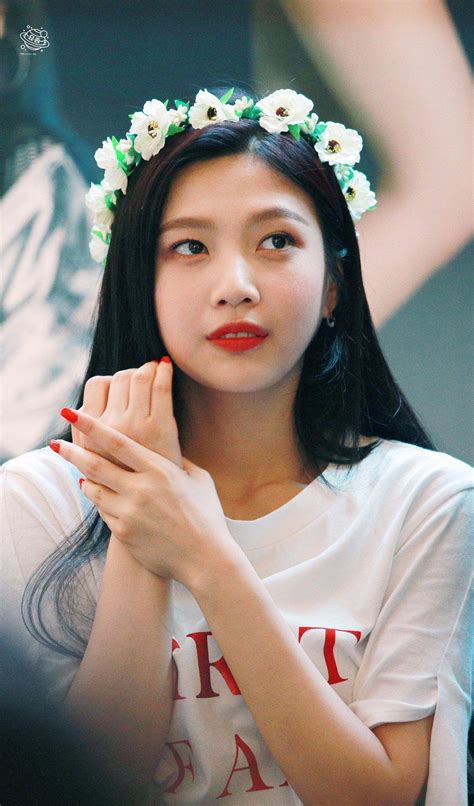 joy red velvet chanel